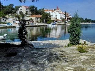 Guest House Kiko - Quadruple Room Apartment in Dubrovnik-Neretva County