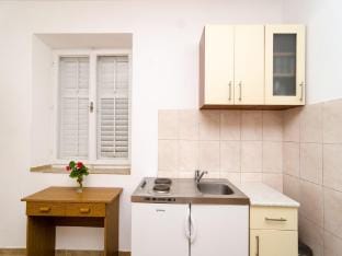 Apartment with balcony and sea view Apartment in Dubrovnik-Neretva County