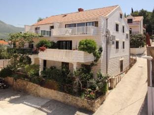 Apartments Magda- Standard Backside Studio Apartment Apartment 5 Apartment in Cavtat