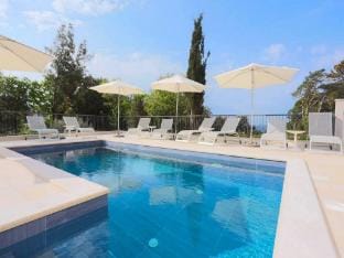 Apartments Villa Lukas - No.12 Gallery Two Bedroom Apartment with Balcony and Sea View Apartment in Cavtat