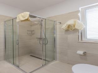Amorino of Dubrovnik Apartment - Two Bedroom Apartment with Terrace and Sea View Apartment in Dubrovnik