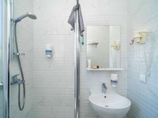 Apartments Villa Lukas - No.11 Gallery Studio Apartment with Balcony and Sea View Apartment in Cavtat