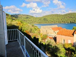 Apartments Nodilo - One Bedroom Apartment with Balcony and Sea View Apt 1 Apartment in Dubrovnik-Neretva County