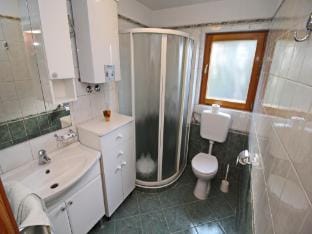 Holiday Home Katica - One Bedroom Holiday Home with Terrace and Sea View Vacation rental in Dubrovnik-Neretva County