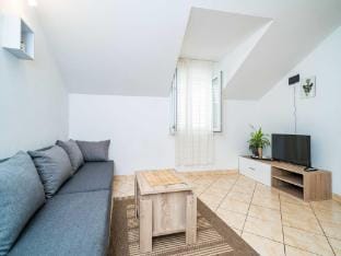 Apartment Matej - One Bedroom Apartment Zrtava s Dakse Apartment in Dubrovnik