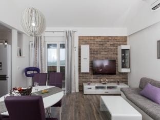 Apartment HD - Two Bedroom Apartment with Balcony and Sea View Apartment in Dubrovnik