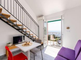 Apartments Villa Lukas - No.10 Gallery Studio Apartment with Balcony and Sea View Apartment in Cavtat