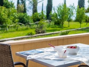 Color Apartments - Standard One-Bedroom Apartment with Terrace and Partial Sea View Red Apartment in Mlini