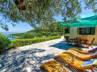 Bedroom holiday home with terrace Vacation rental in Dubrovnik-Neretva County