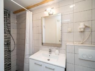 Lavender Room - Double Room Ground Floor Apartment in Dubrovnik