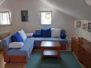 Apartment Luna - One Bedroom Apartment with Terrace and Sea View Molunat Apartment in Dubrovnik-Neretva County
