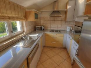Apartment Villa Molina - One-Bedroom Apartment with Terrace and Sea View Apartment in Mlini