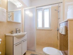 Private Garden Apartment Dubrovnik - Two-Bedroom Apartment with Garden and Terrace Apartment in Dubrovnik