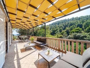 Holiday Home Island Gem - Five  Bedroom Apartment Apartment in Dubrovnik-Neretva County