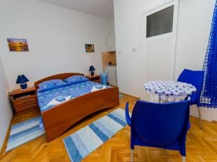 Apartments Ivana TR -Studio with Terrace  A2 Apartment in Trogir