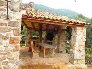 Lavender Cottage-Two Bedroom  Holiday Cottage  with Terrace Vacation rental in Dubrovnik-Neretva County