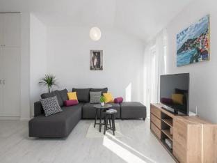 Apartment Dolce -  Two Bedroom Apartment with Balcony and Sea View Apartment in Cavtat