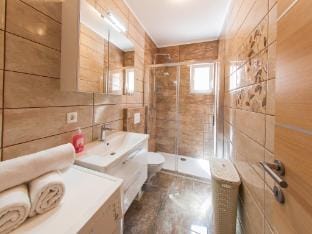 Apartments Anita-Luxury Three Bedroom Apartment with Terrace Apartment in Šibenik-Knin County, Croatia