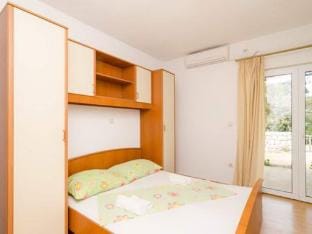 Apartments Skurla - One Bedroom Apartment with Terrace  A3 Apartment in Korita, Mljet