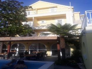 Castelletto - Superior Double Room with Balcony and Airport Transfer Apartment in Cavtat