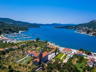 Villa Ro-Ma - Three Bedroom Villa with Terrace and Sea View Villa in Dubrovnik-Neretva County
