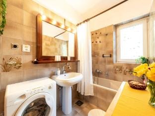 Romance Apartments Dubrovnik - One Bedroom Apartment with Terrace R2 Apartment in Dubrovnik