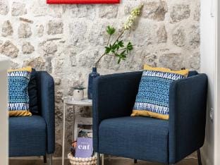 L  L Old Town Apartments - Studio Apartment  Lacroma Apartment in Dubrovnik