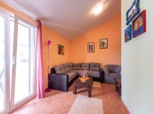 bedroom apartment with terrace Apartment in Šibenik-Knin County, Croatia