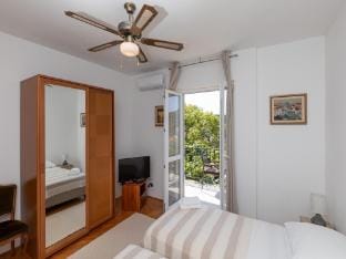 Begovic Guest House - Two-Bedroom Suite with Balcony Apartment in Dubrovnik