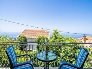 Apartments Stella - Three-Bedroom Apartment with Balcony and Terrace Apartment in Dubrovnik