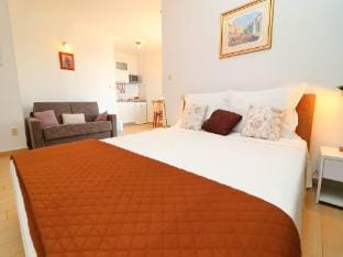 Villa Lavanda Korcula - Five Bedroom Villa with Pool and Sea View Villa in Dubrovnik-Neretva County
