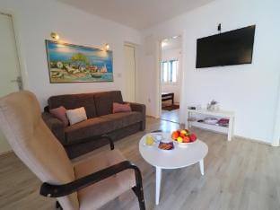 Villa Lavanda Korcula - Five Bedroom Villa with Pool and Sea View Villa in Dubrovnik-Neretva County