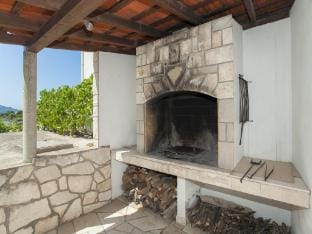 Holiday Home Neda-Three Bedroom Holiday Home with Terrace and Sea View Vacation rental in Dubrovnik-Neretva County