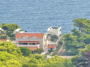 Villa Mirosa-Standard Double Room  4 Apartment in Korita, Mljet