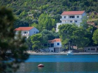 Apartments Bruna Lastovo-Superior One Bedroom Apartment with Balcony and Sea View-Zeleni Apartment in Dubrovnik-Neretva County
