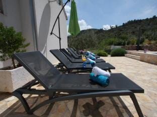 Holiday Home Ela - Three Bedroom Holiday Home with outdoor Pool ST Vacation rental in Split-Dalmatia County