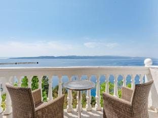 Villa Kosa - Studio Apartment with Balcony and Sea View Apartment in Brela