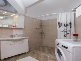 Apartments Blazevic - One Bedroom Apt with Terrace Apartment in Mlini