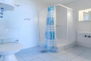 Villa Kosa - Two Bedroom Apartment with Balcony and Sea View A2 Plavi Apartment in Brela
