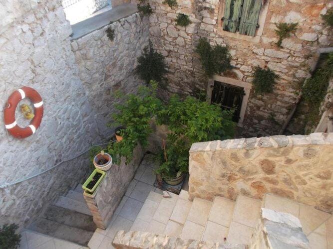 Apartments Sunce - One Bedroom Apartment with Sea View and Terrace Apartment in Murter