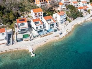 Apartment Bobic- Three Bedroom Apartment with Balcony and Sea View Apartment in Dubrovnik-Neretva County