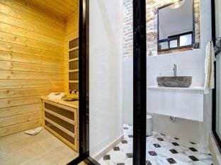 History House Moja Ti 1830 - Superior Apartment with Sauna Fortica Apartment in Lika-Senj County