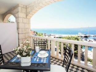 Apartments  Room Vesna - Studio Apartment with Sea View Apartment in Brela