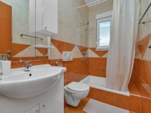 Apartments Villa Juric- Studio Apartment in Baška Voda