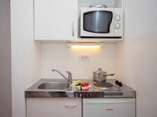 Apartments Maro  Baro - Studio apartment with shared Terrace Baro Apartment in Dubrovnik