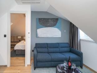 Apartments Villa Royale - One Bedroom Apartment with Sea View Apartment in Cavtat