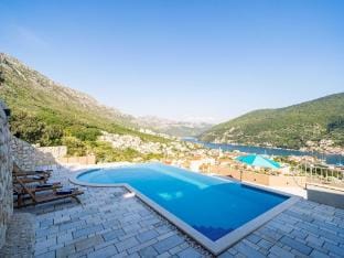 Apartments Villa Arcadia - Studio Apartment with Terrace and Sea View Apartment in Dubrovnik-Neretva County