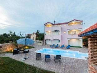 Apartments Mistral - Three Bedroom Apartment with Balcony and Shared Pool Apartment in Zadar County