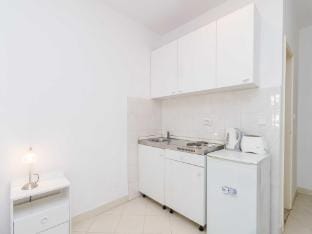 House Apartments Ariva - Studio Apartment with Balcony 2 Adults - A2 Apartment in Dubrovnik
