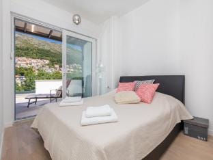 Apartment Life Plus-Two Bedroom Apartment with Terrace Apartment in Dubrovnik